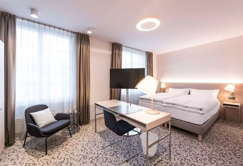 Fotos del hotel Savoy:  18