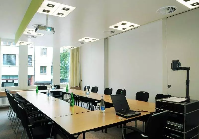 Fotos del hotel Sorell Hotel Ador:  5