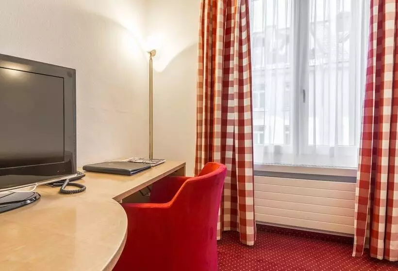 Fotos del hotel Alpina Luzern:  23