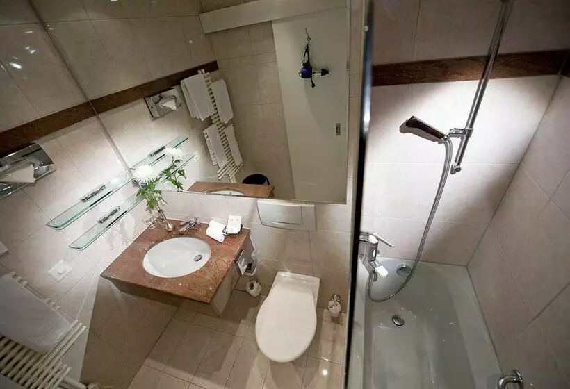 Fotos del hotel Cresta:  6