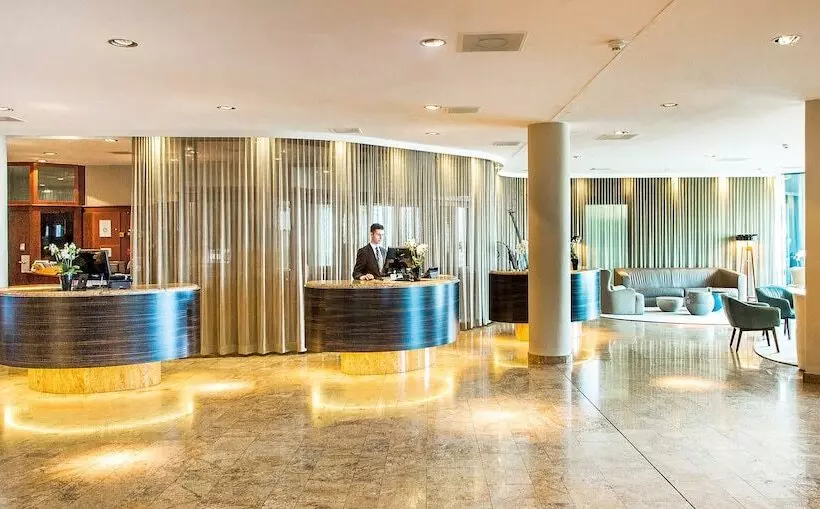 Fotos del hotel Mövenpick Hotel Lausanne:  13