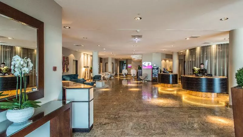 Fotos del hotel Mövenpick Hotel Lausanne:  19