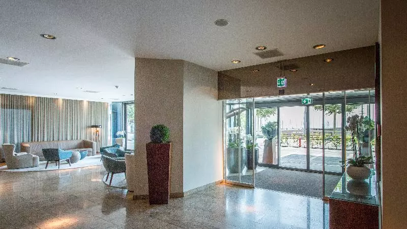 Fotos del hotel Mövenpick Hotel Lausanne:  3