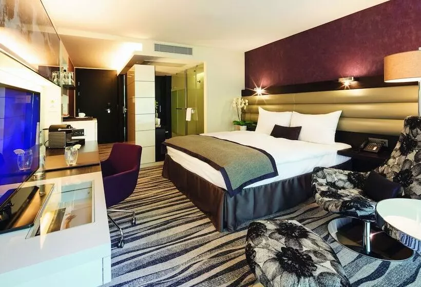 Fotos del hotel Mövenpick Hotel Lausanne:  2