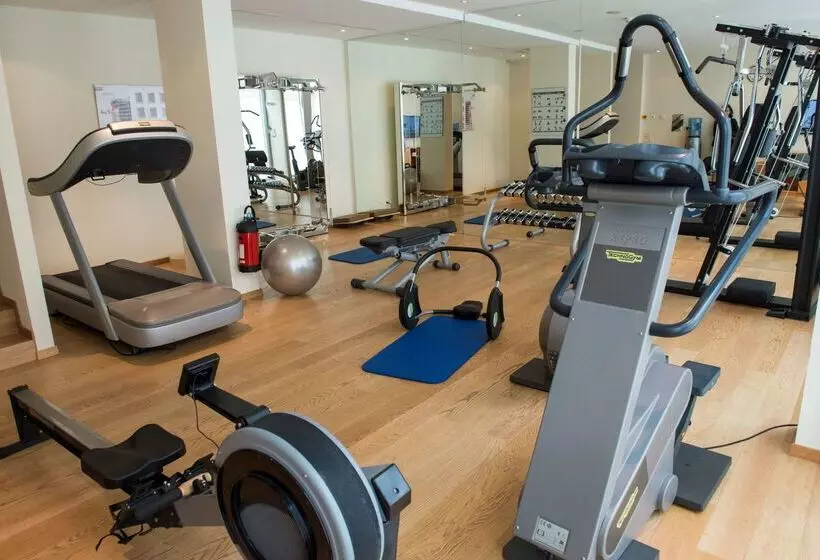 Fotos del hotel N’vy Manotel:  6