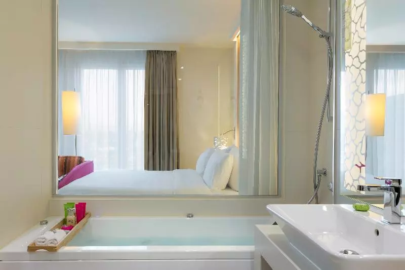 Fotos del hotel N’vy Manotel:  13