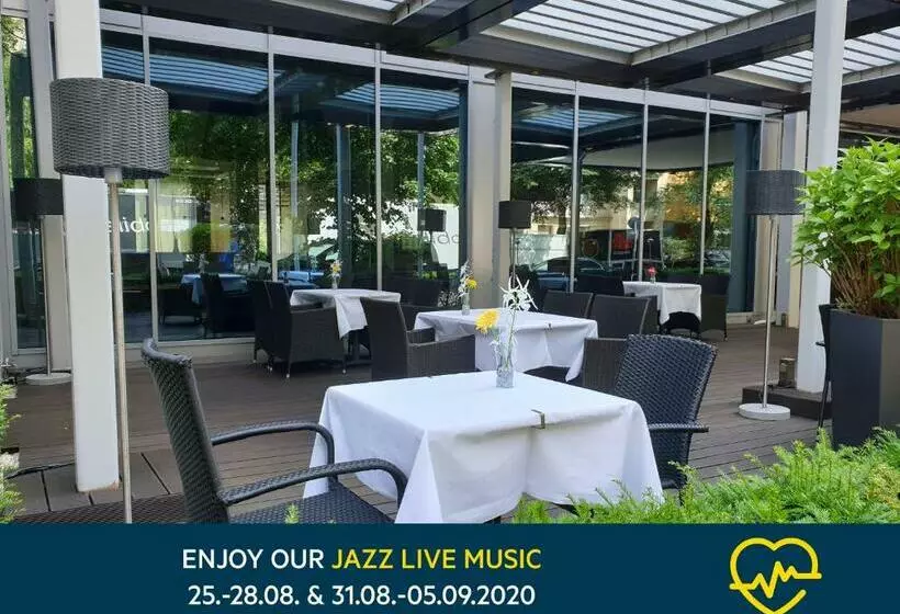 Fotos del hotel Golden Tulip Berlin Hotel Hamburg:  10