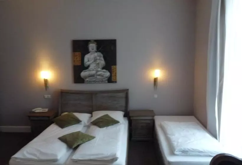 Fotos del hotel Commodore:  19