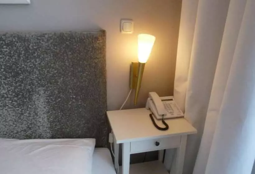 Fotos del hotel Commodore:  23