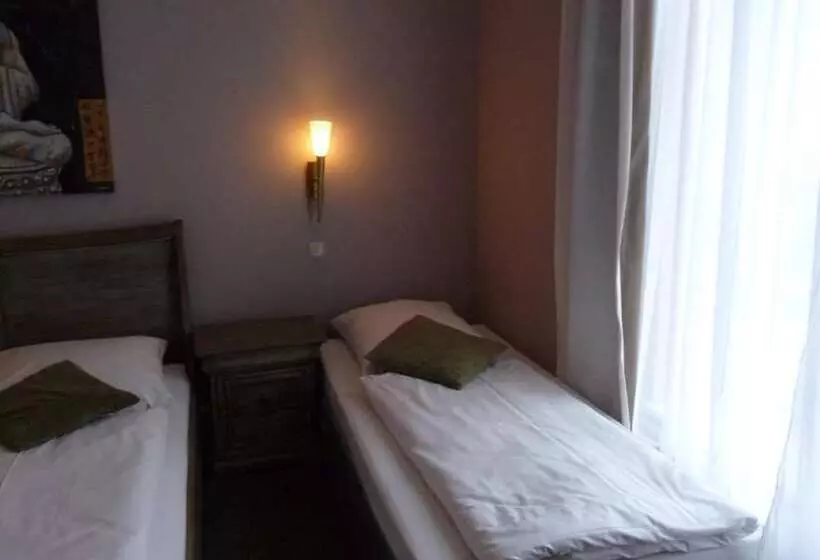 Fotos del hotel Commodore:  13