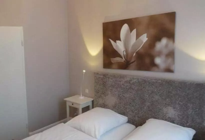 Fotos del hotel Commodore:  11