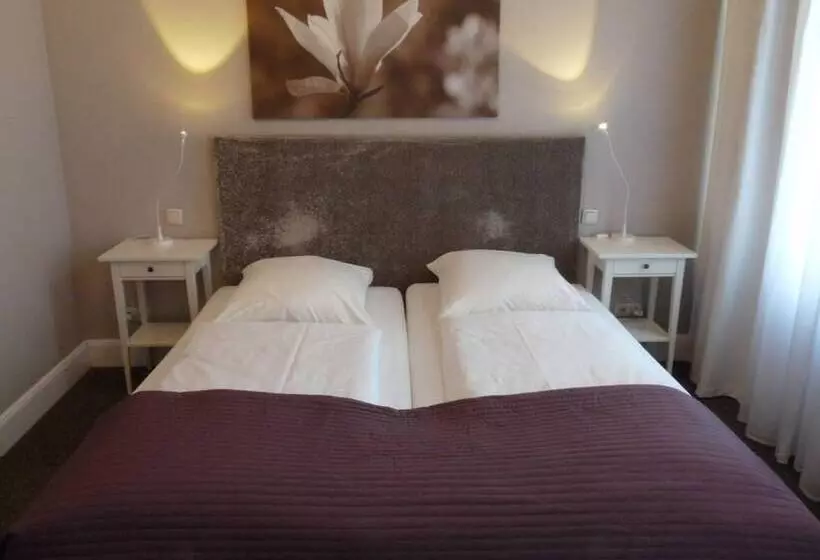 Fotos del hotel Commodore:  6