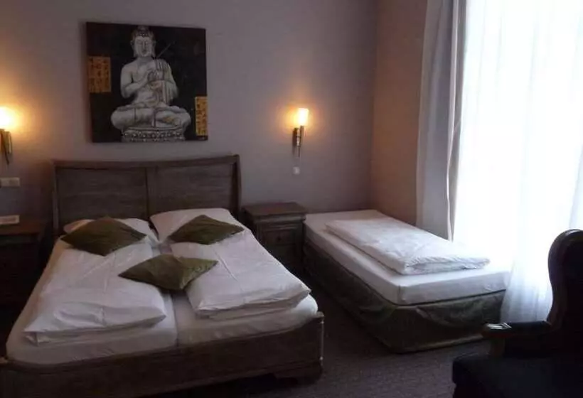 Fotos del hotel Commodore:  15