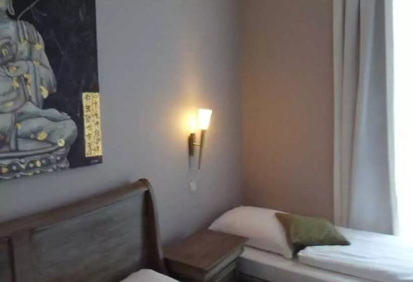 Fotos del hotel Commodore:  21