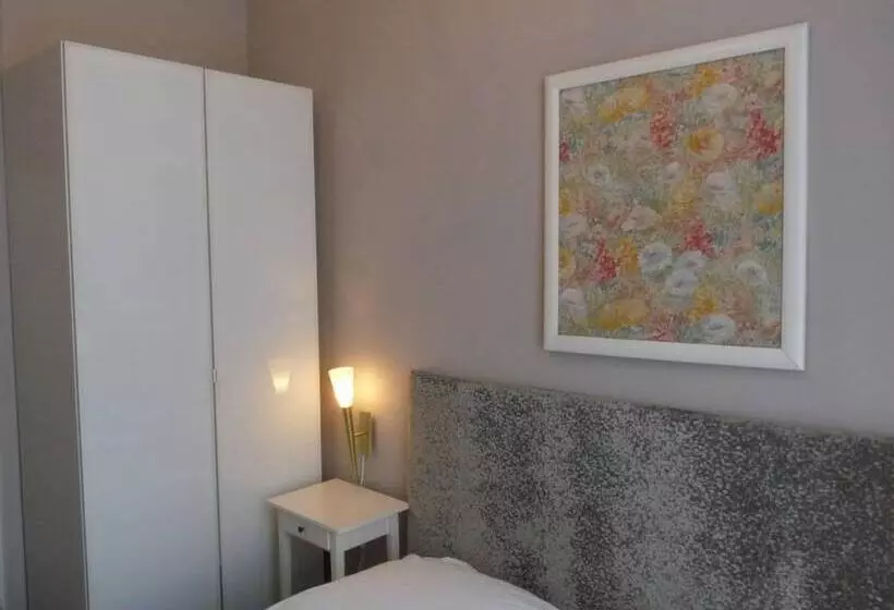 Fotos del hotel Commodore:  16