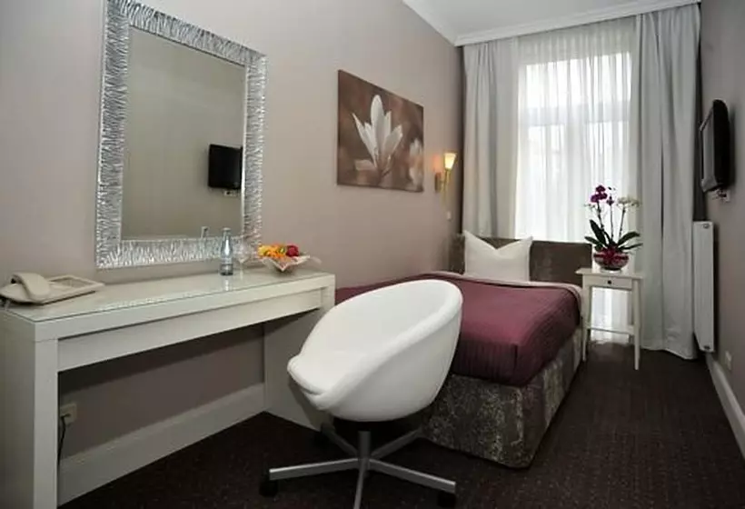 Fotos del hotel Commodore:  12