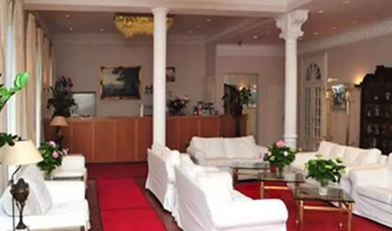 Fotos del hotel Commodore:  7