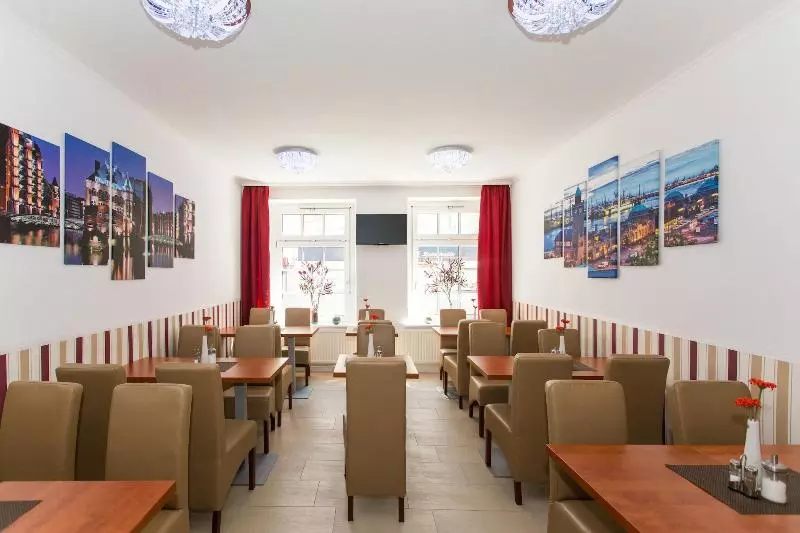 Fotos del hotel Condor:  7