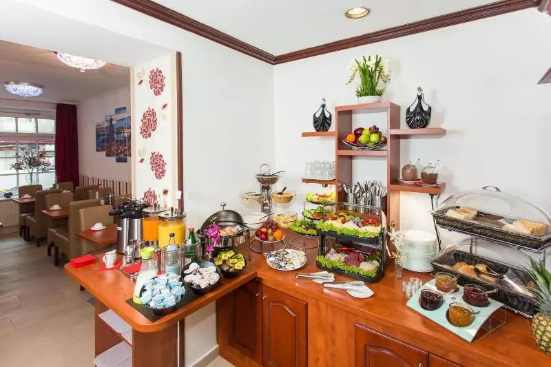 Fotos del hotel Condor:  15