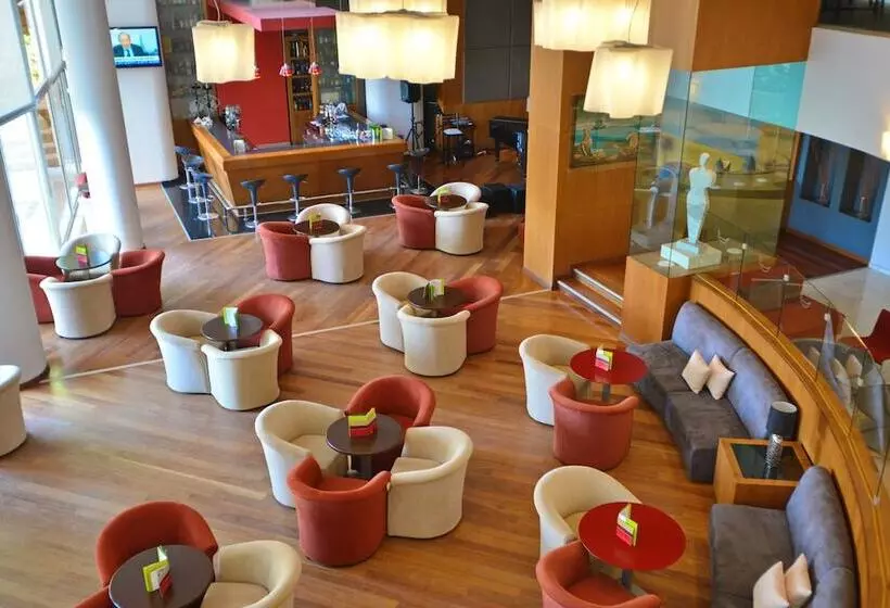 Fotos del hotel Golden Bay Beach:  2