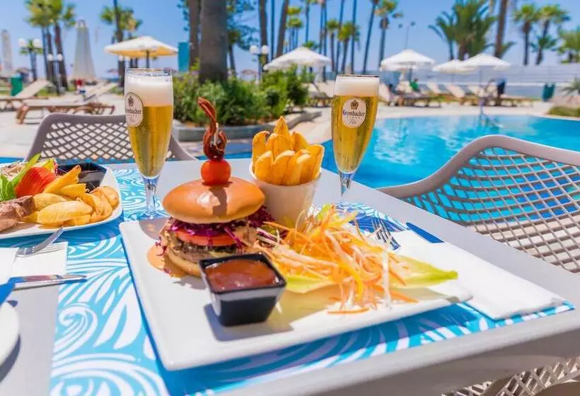 Fotos del hotel Golden Bay Beach:  12