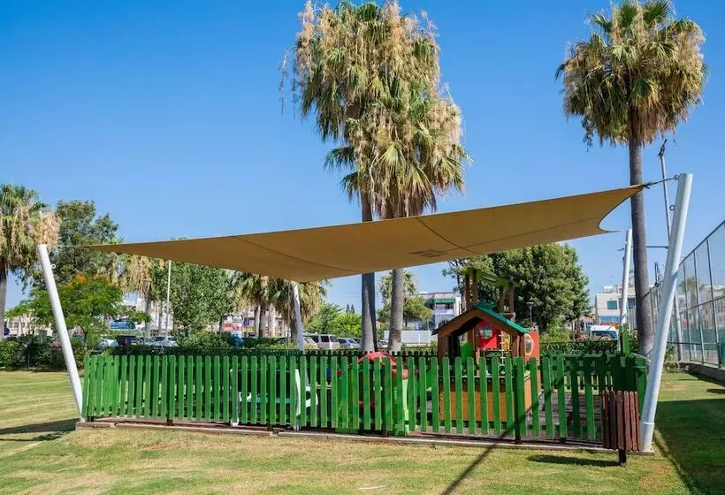 Fotos del hotel Golden Bay Beach:  18