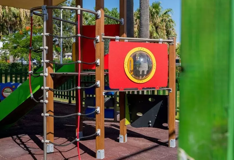 Fotos del hotel Golden Bay Beach:  13