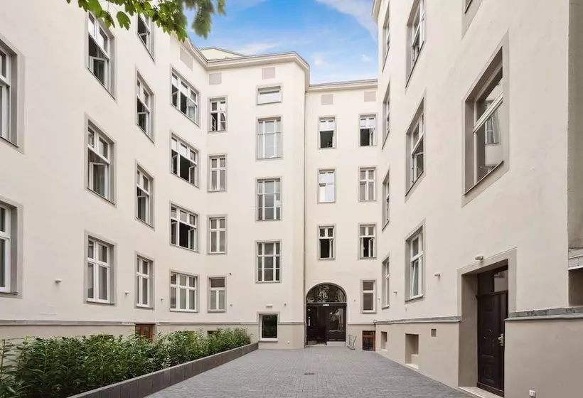 Fotos del hotel Rewari  Berlin:  4