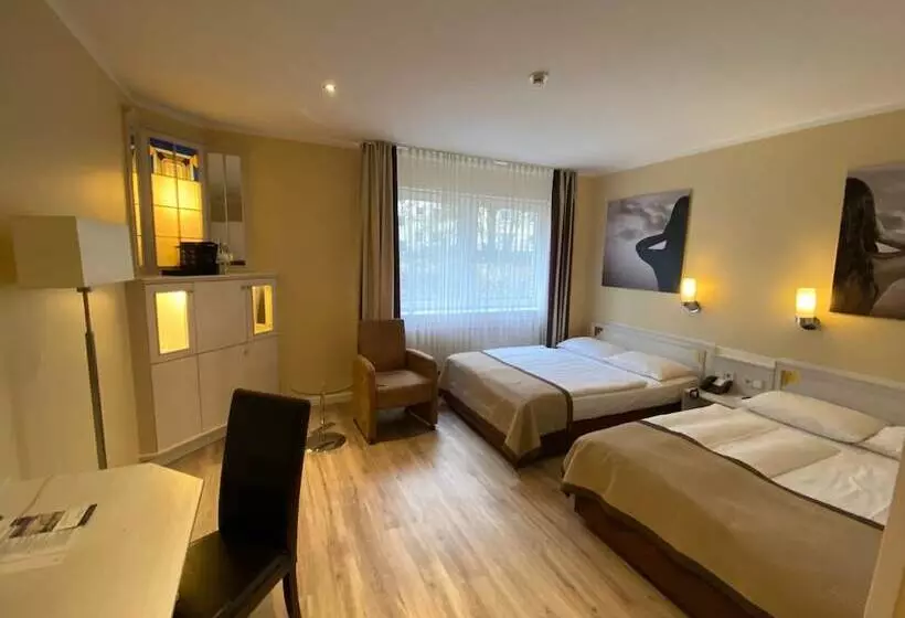 Fotos del hotel Park Hotel Hamburg Arena:  2