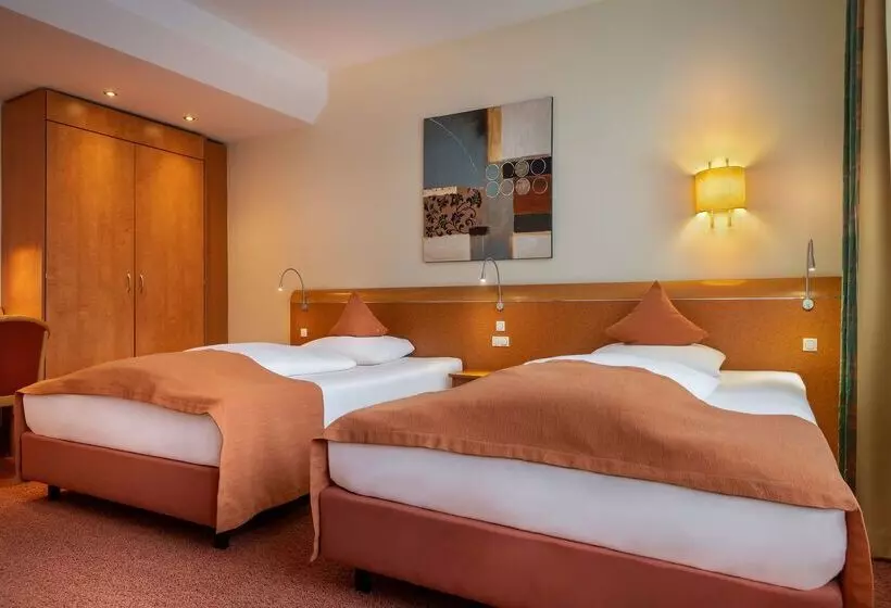 Fotos del hotel Select Hotel Tiefenthal:  12