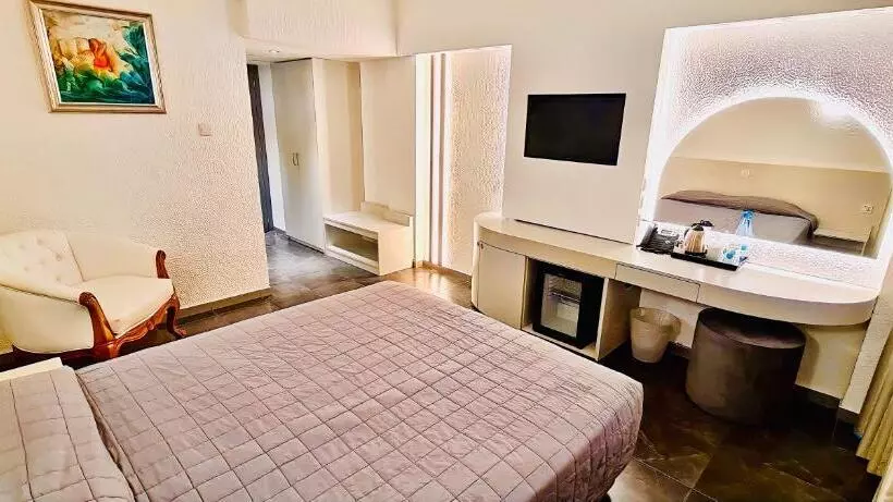 Fotos del hotel Sveltos:  2