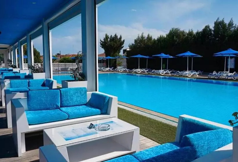 Fotos del hotel Sveltos:  10