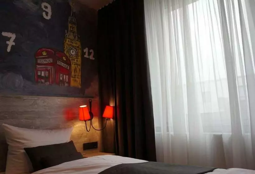 Fotos del hotel Urban Home:  11