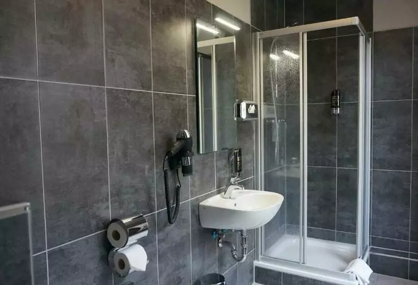 Fotos del hotel Urban Home:  6