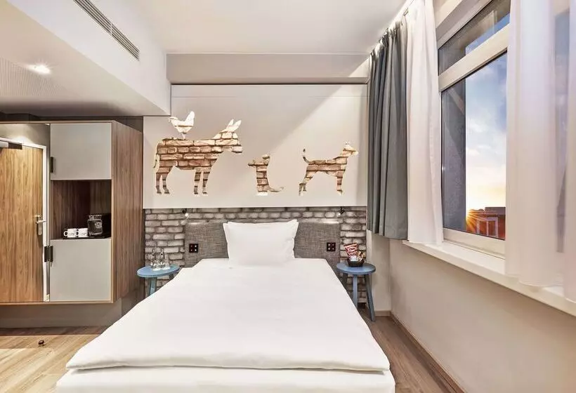 Fotos del hotel H+  Bremen:  10