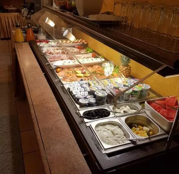 Fotos del hotel Drei Kronen:  10