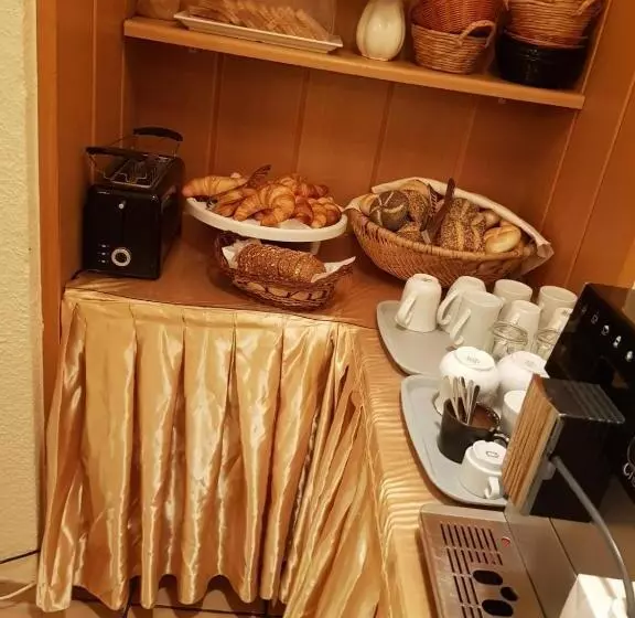 Fotos del hotel Drei Kronen:  19