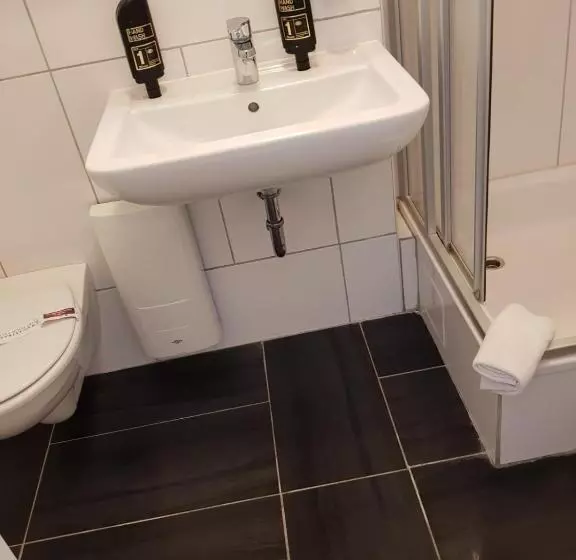 Fotos del hotel Drei Kronen:  11