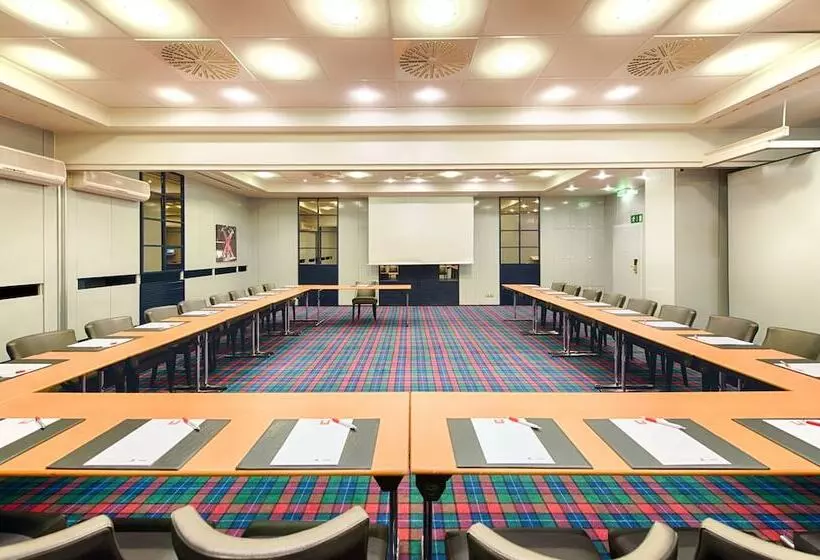 Fotos del hotel Leonardo Royal  Düsseldorf Königsallee:  22