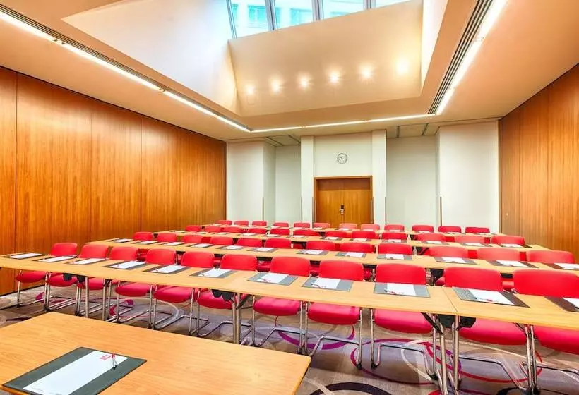 Fotos del hotel Leonardo Royal  Düsseldorf Königsallee:  24