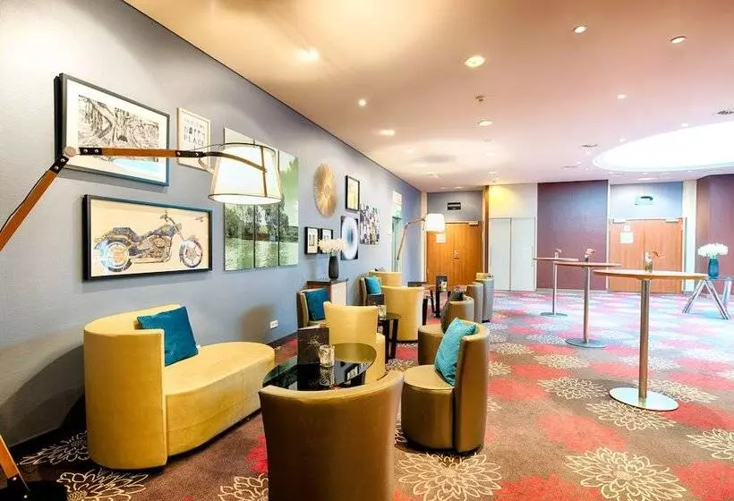 Fotos del hotel Leonardo Royal  Düsseldorf Königsallee:  2