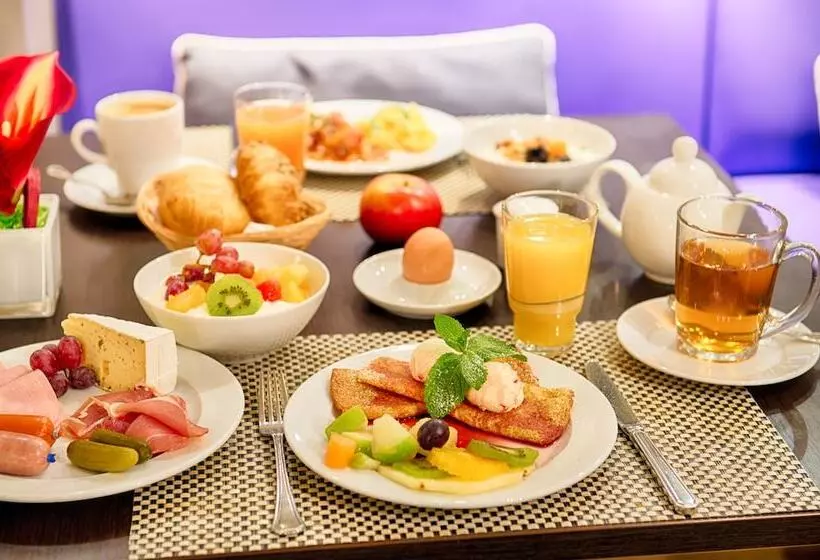 Fotos del hotel Leonardo Royal  Düsseldorf Königsallee:  15