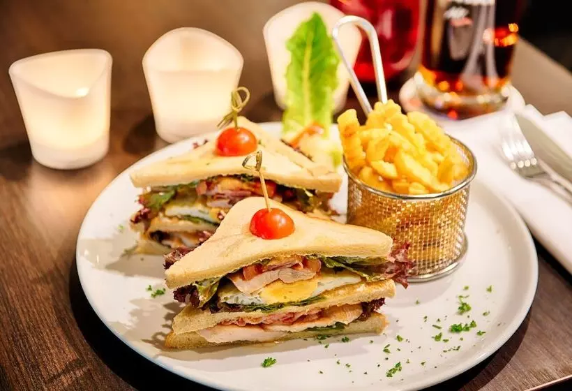 Fotos del hotel Leonardo Royal  Düsseldorf Königsallee:  4