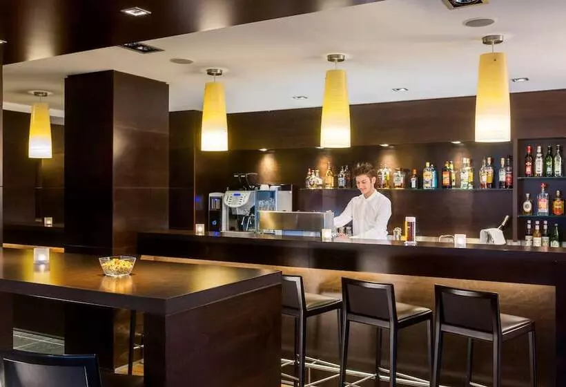 Fotos del hotel Nh Düsseldorf Königsallee:  32