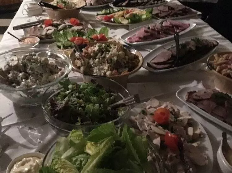 Fotos del hotel 19th Green Guesthouse:  3