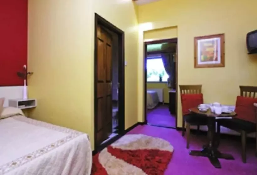 19th Green Guesthouse