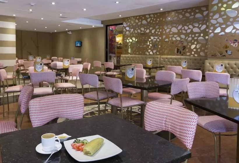 Fotos del hotel Mercure Alameda Quito:  25