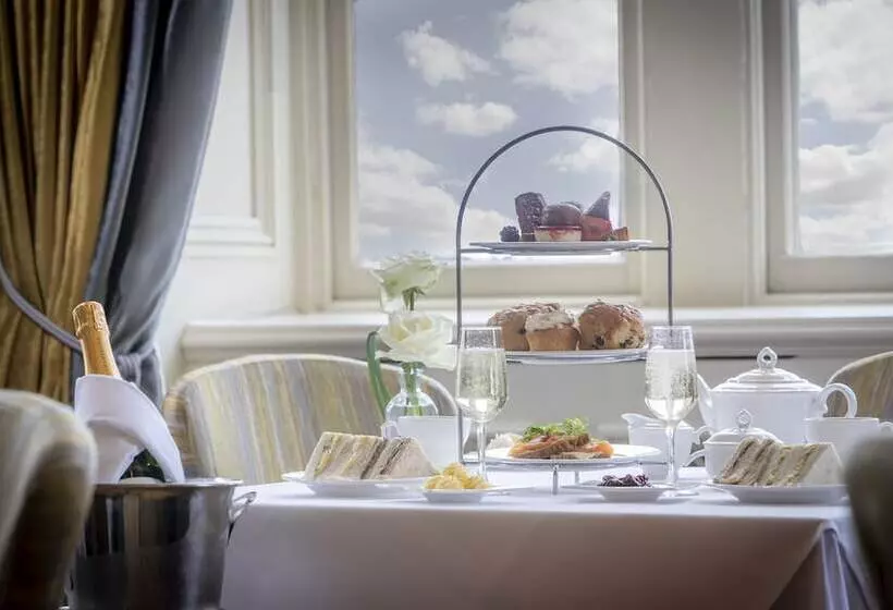 Fotos del hotel The Royal Marine:  9