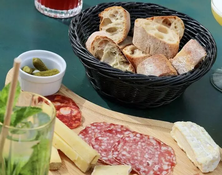 Fotos del hotel Collège Hôtel:  14