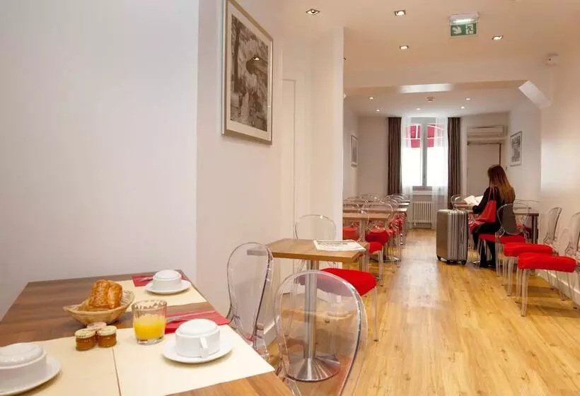 Fotos del hotel De France:  19